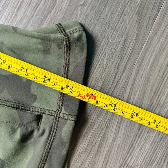 Lululemon Women's Hooded Define Jacket *Nulu - Green Camo - Picture 9 of 9